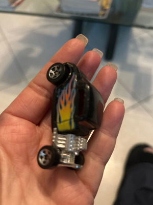 Hot Wheels toy car figure like new
