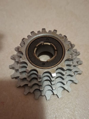Racing cassette new