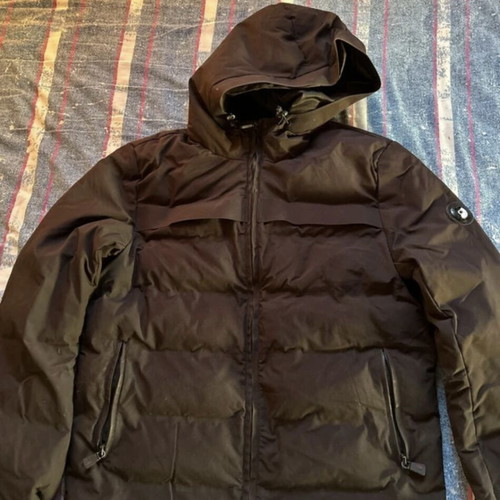 Biston puffer jacket size L like new, black