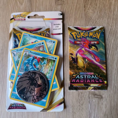 Pokemon Astral Radiance pack new