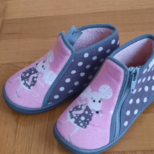 comfy girls' slipper 25 N