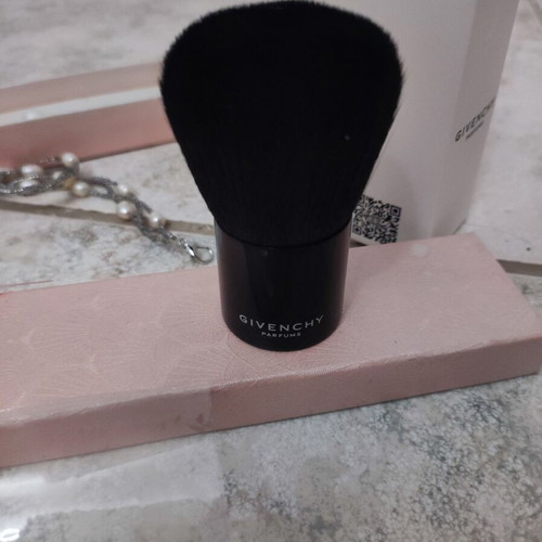 Givenchy Kabuki makeup brush new, original