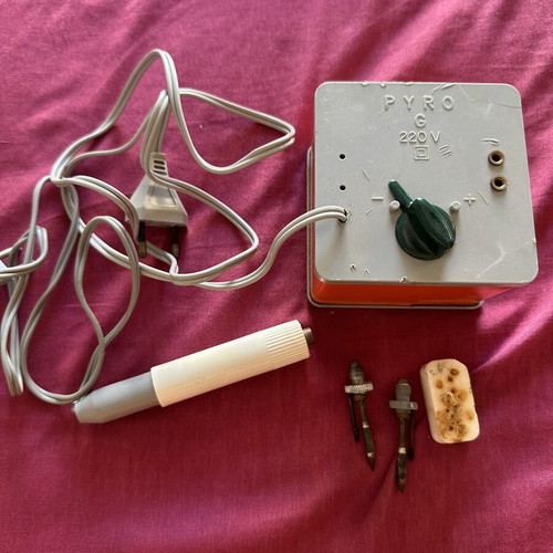 Vintage Pyrography Device PYRO G 220V used with Adjustable Temperature
