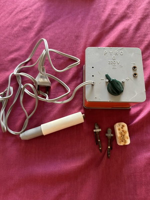 Vintage Pyrography Device PYRO G 220V used with Adjustable Temperature
