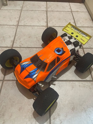 Nitro RC τηλεκατευθυνόμενο βενζινοκίνητο Mugen MBX5T Truggy σαν καινούργιο