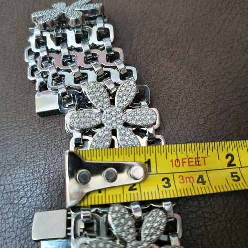 Folli Follie necklace and bracelet set silver like new
