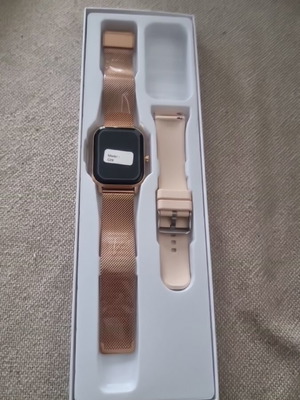Smartwatch new, unused in original packaging