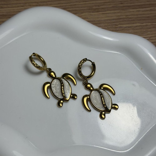 Handmade earrings made of steel, gold color, new