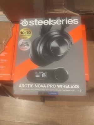 Steel Series Arctis Nova Pro Wireless нов с гаранция