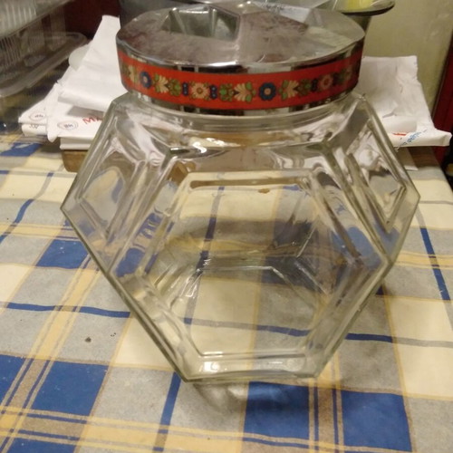 Large glass vases for decoration or use, set of two