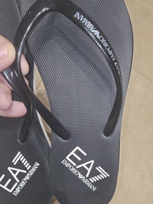 Emporio Armani EA7 flip flops like new, size 38, black