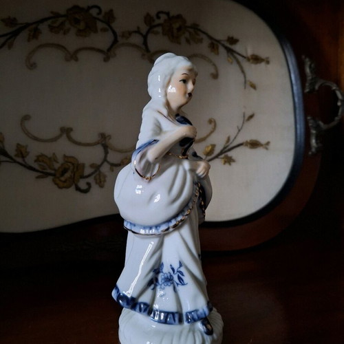 Vintage figurine