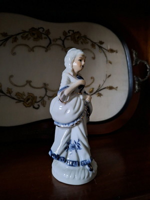 Vintage figurine