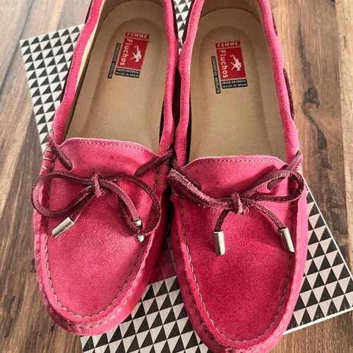Fluchos moccasins pink suede like new