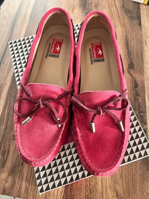 Fluchos moccasins pink suede like new