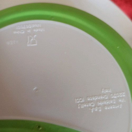 Children's plates set like new, 2 pieces with hippos and thermos feature