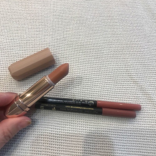 Nude lipstick set Catrice and lip pencils MD 503, Avon Blushed nude like new