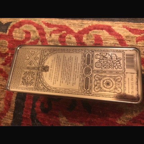 Chivas Regal metal collectible box like new vintage 30 years old