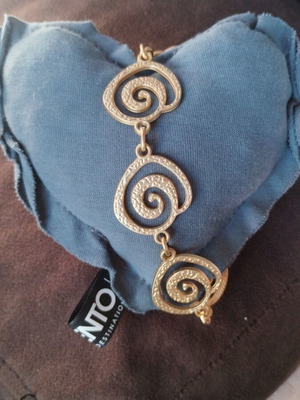 Bracelet in ancient Greek design gold color, new