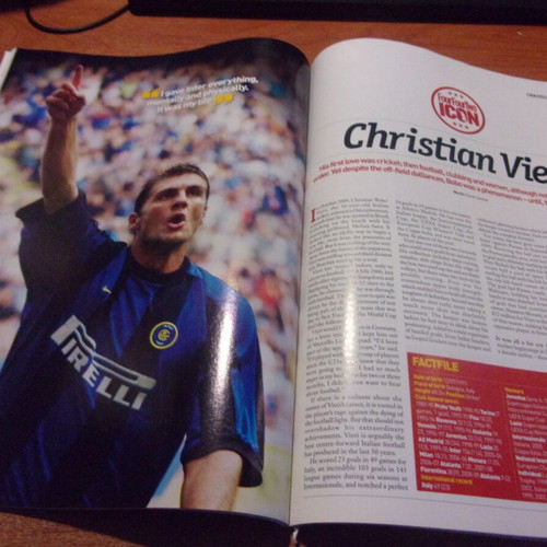 Four Four Two February 2010 Strikers Special like new
