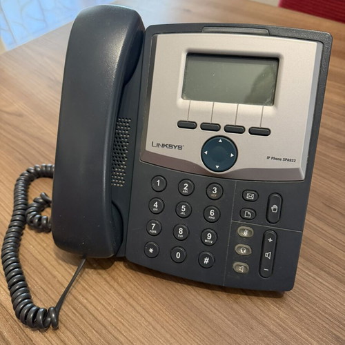 Linksys SPA 922 IP VoIP phone with PoE and extra Ethernet port