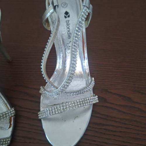 Silver sandals size 38 like new with sequins