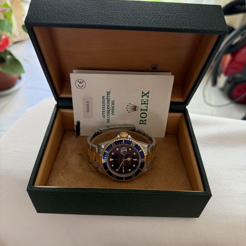 Rolex Submariner 16613 Two Tone Bluessy watch like new