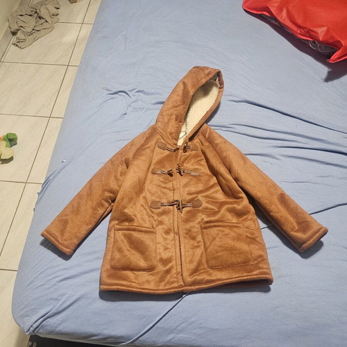 Montgomery coat for boys camel color with white fur lining size 6 years like new