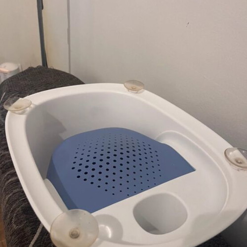 Baby Motor Bath like new, suitable for 6 months and up