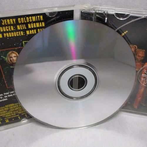 Star Trek Insurrection CD used, music from the original motion picture