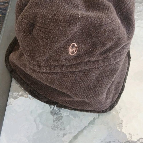 Hat with fur trim like new, brown, Italian