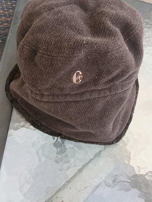 Hat with fur trim like new, brown, Italian