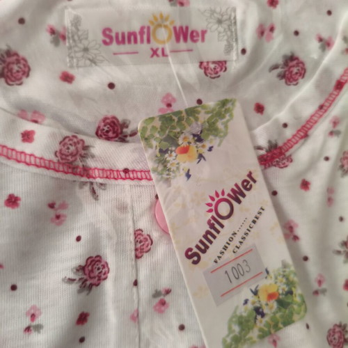 Women's summer nightgown new, long sleeves, white and pink, size XL
