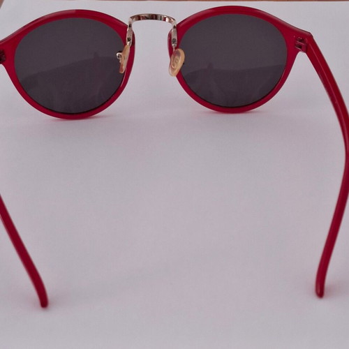 Round red sunglasses S/M unisex vintage style like new