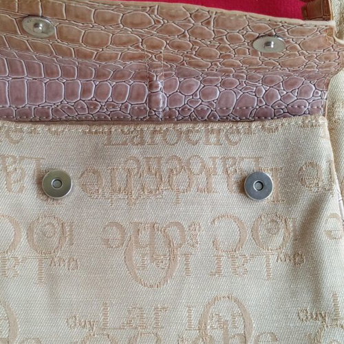 Guy Laroche women's shoulder bag vintage used, beige