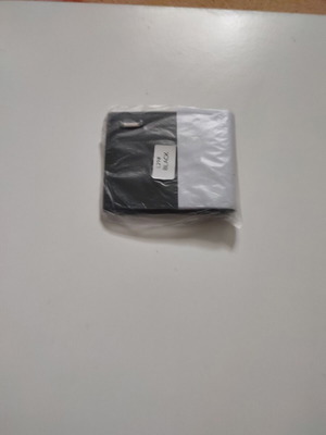 Wallet new, black