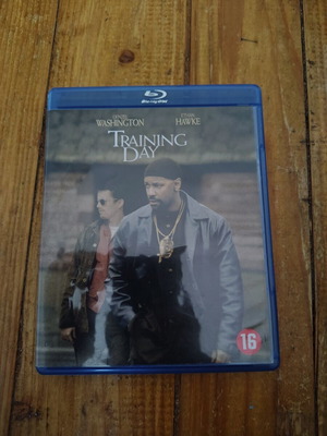 Training Day Blu-Ray used with English subtitles