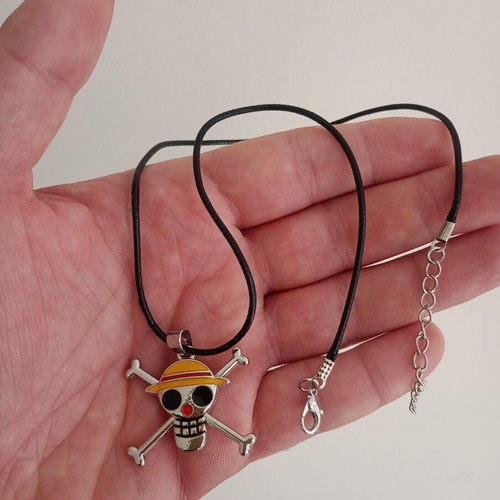 One Piece metal pendant new condition