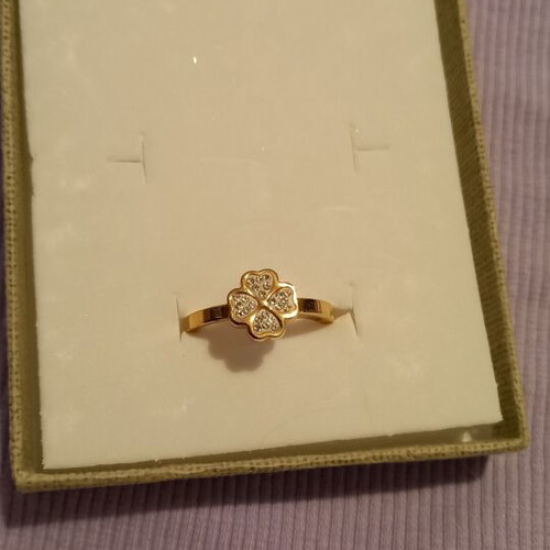 Trivero ring in rose gold color with four-leaf clover and flower, like new