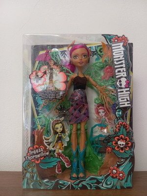 Monster High Treesa Thornwillow doll new in box