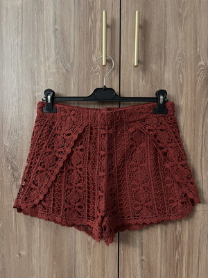 Stradivarius High-Waist Shorts like new, brown and red, size L