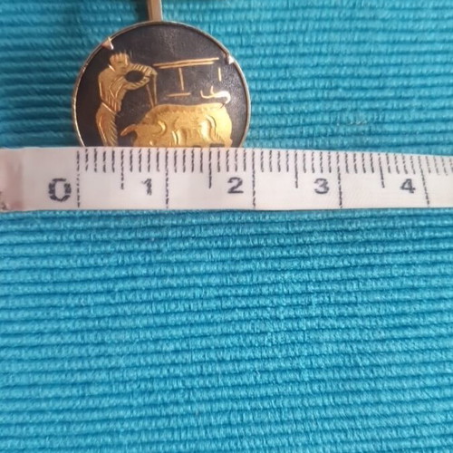 Vintage Damascene Toledo cufflinks used, gold and black