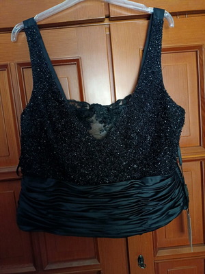 Luxury evening top made in Italy new, black with sequins and lace