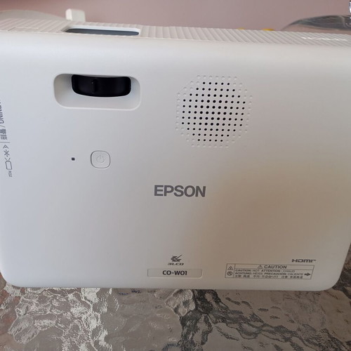 Epson CO-WO1 projector new