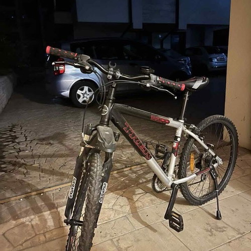 Trek 3900 bicycle used, mountain, 26 inch