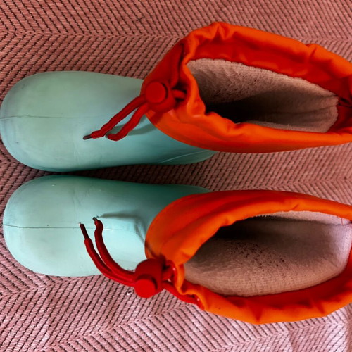 Girls' rain boots used with dinosaurs size 29 turquoise