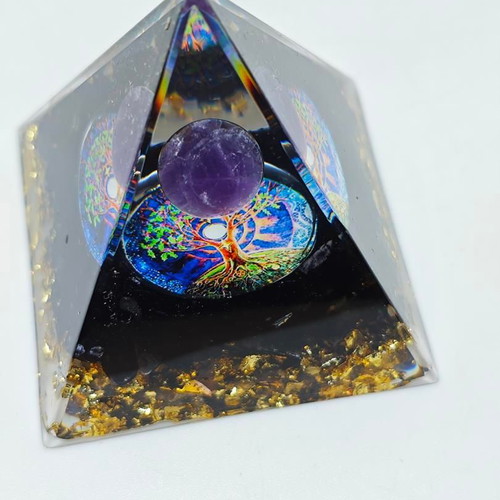 Orgonite Energy Pyramid with Amethyst and Tree of Life like new