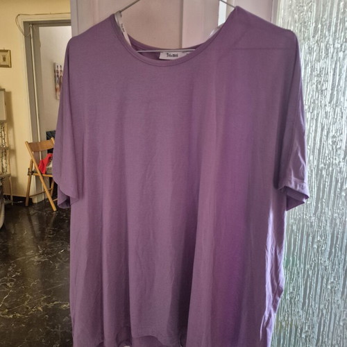 Toi&Moi short sleeve blouse new, lilac color, sizes M and L
