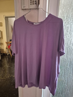 Toi&Moi short sleeve blouse new, lilac color, sizes M and L