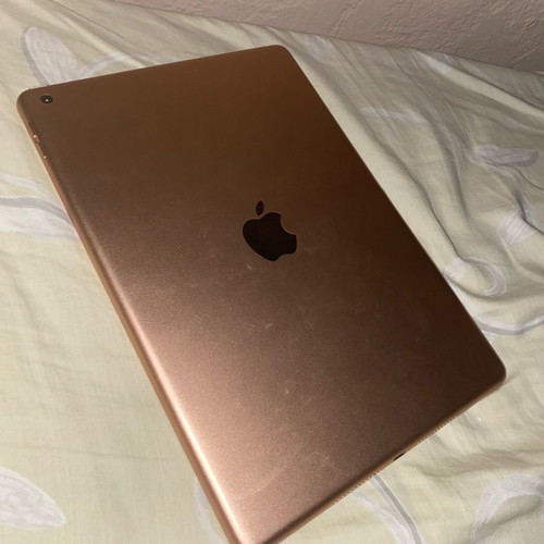 iPad used in excellent condition with original box